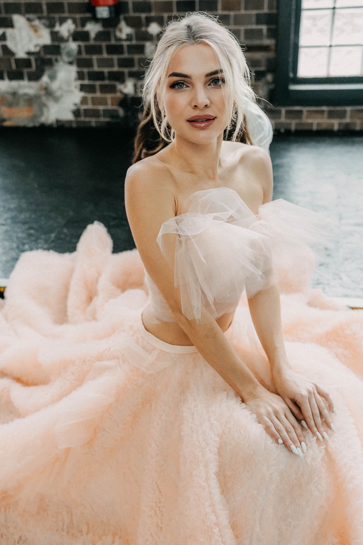Rosa Prinzessinnen-Brautkleid aus Tüll – farbige Brautkleider Berlin