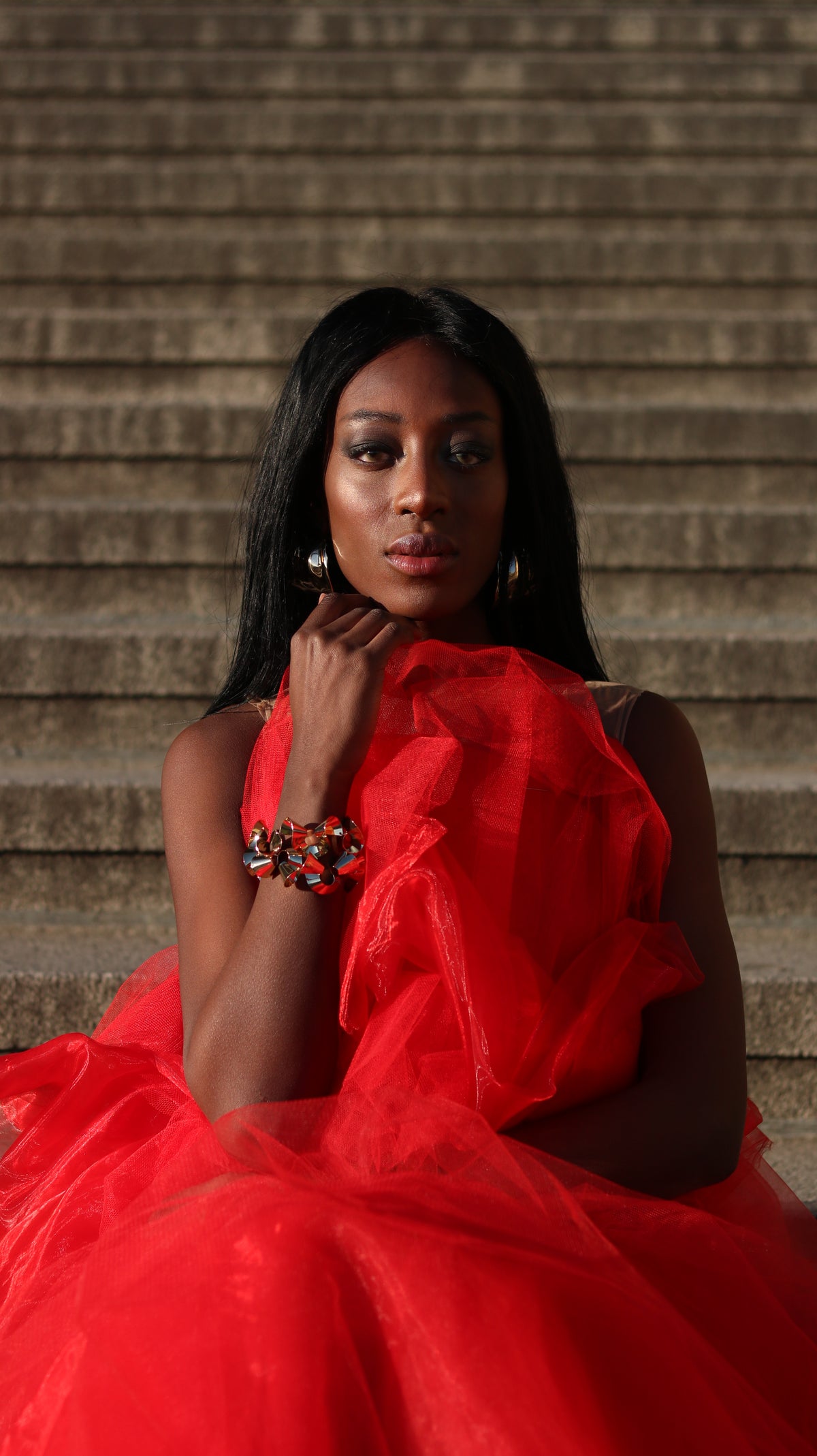 Rotes Couture-Kleid mit Volumen – Atelier Jana Paulin Berlin