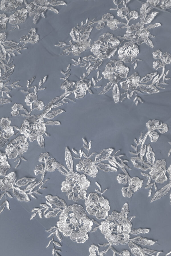 Langer Elfenbein Brautschleier mit Blumen-Spitze Kathedrale Schleier – Bild 11